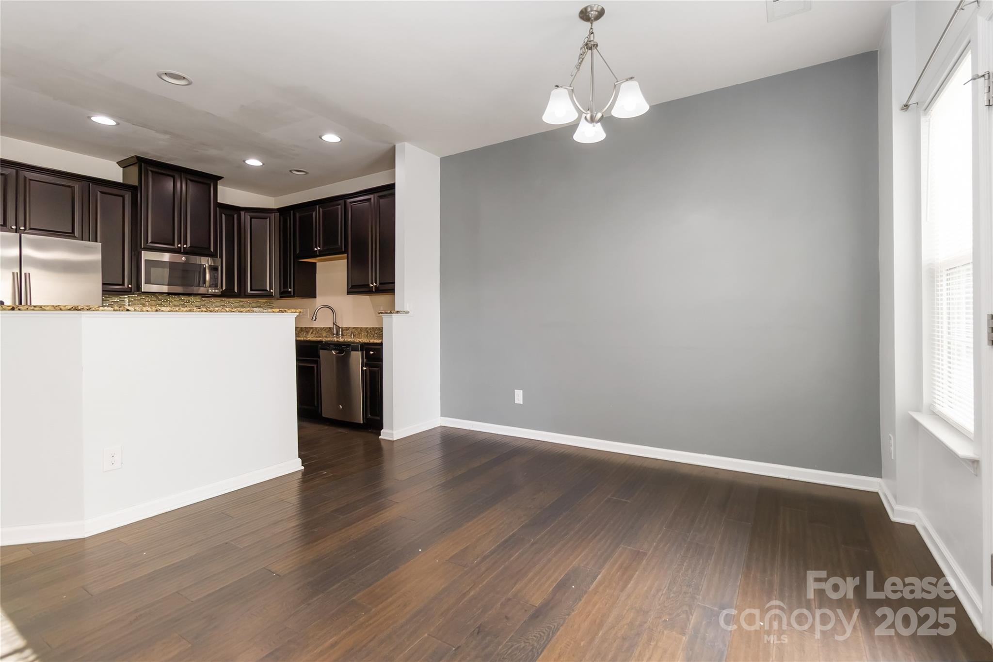 2613 Silverthorn Drive