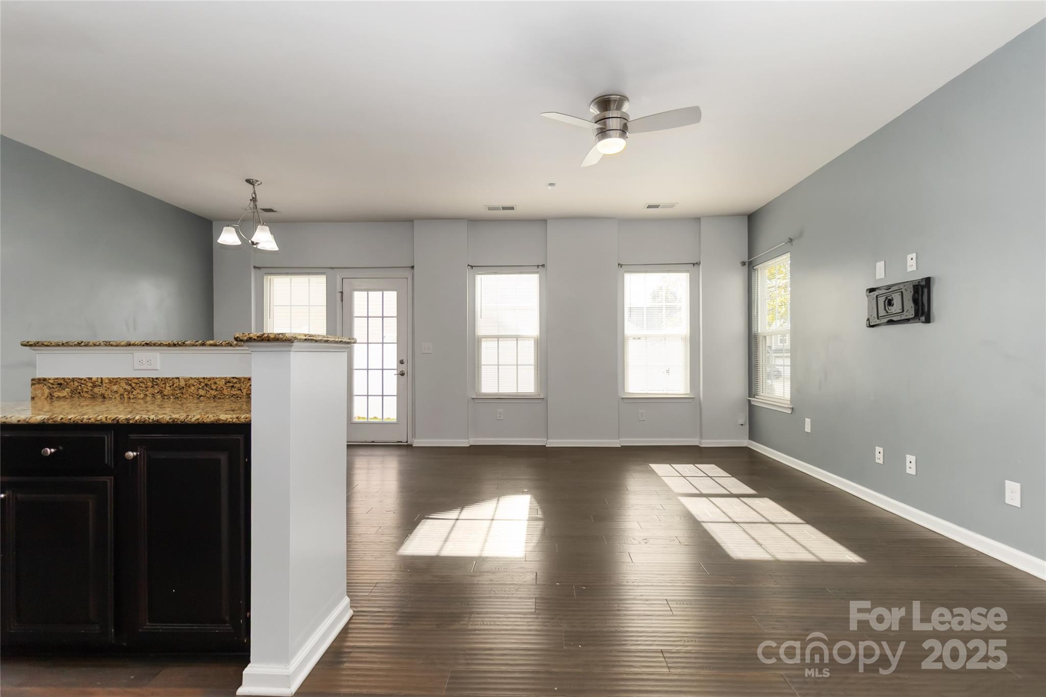 2613 Silverthorn Drive