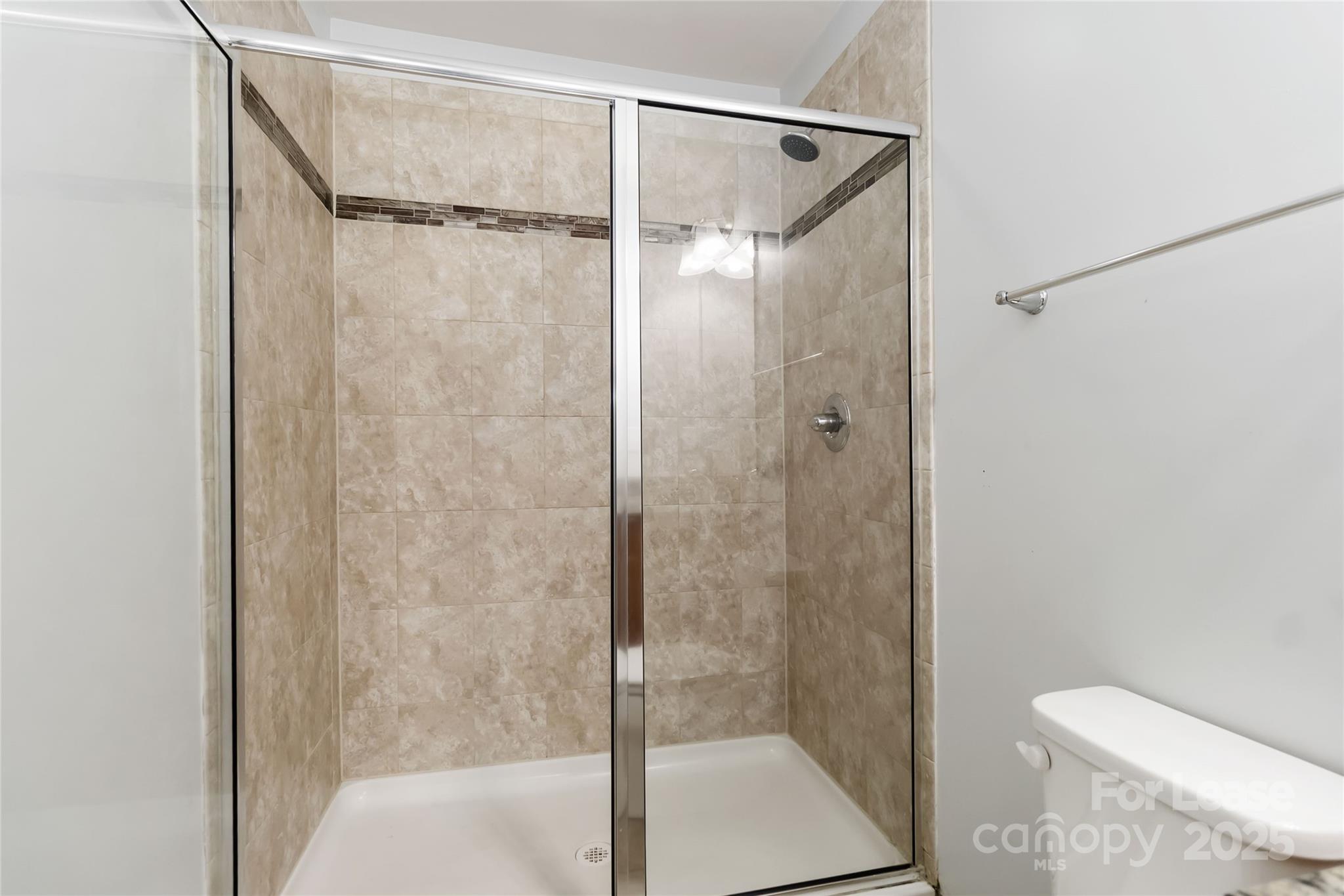 2613 Silverthorn Drive