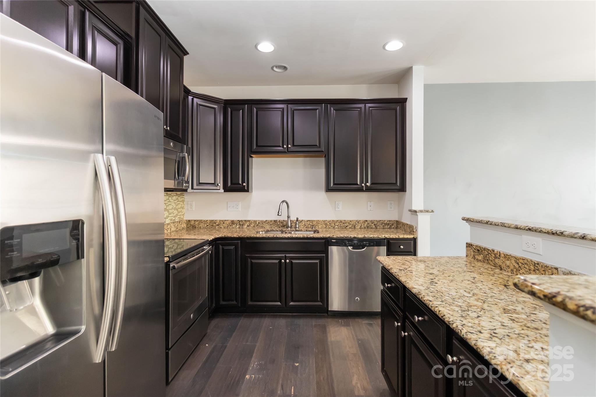 2613 Silverthorn Drive