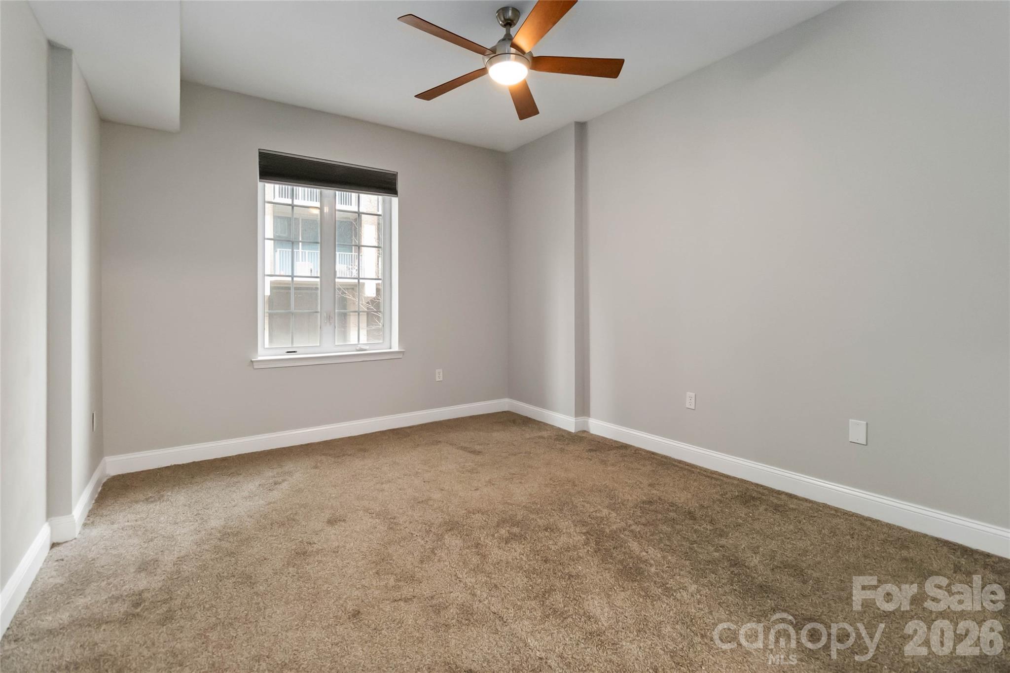 300 W 5th Street Unit: 333