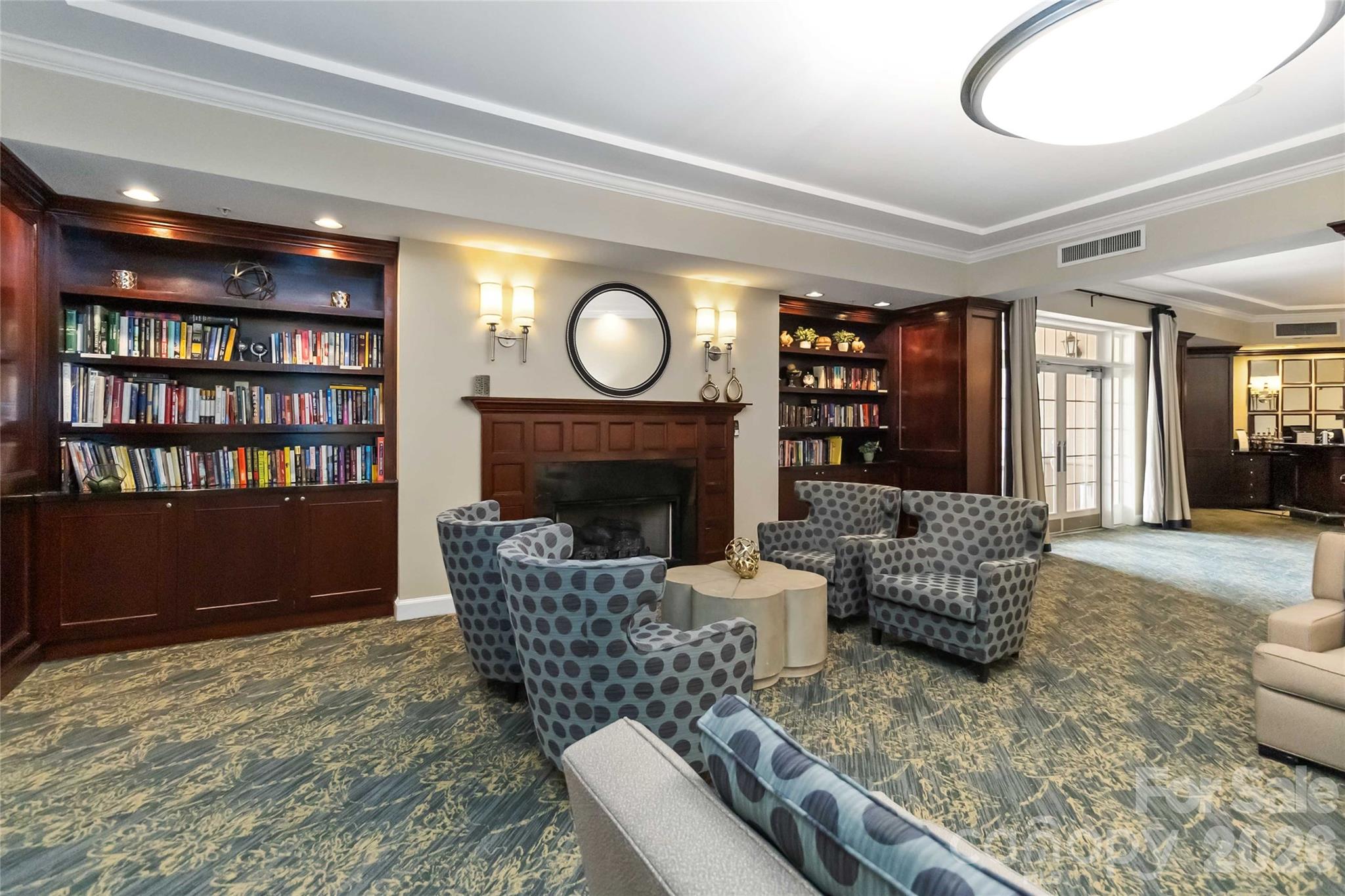 300 W 5th Street Unit: 333