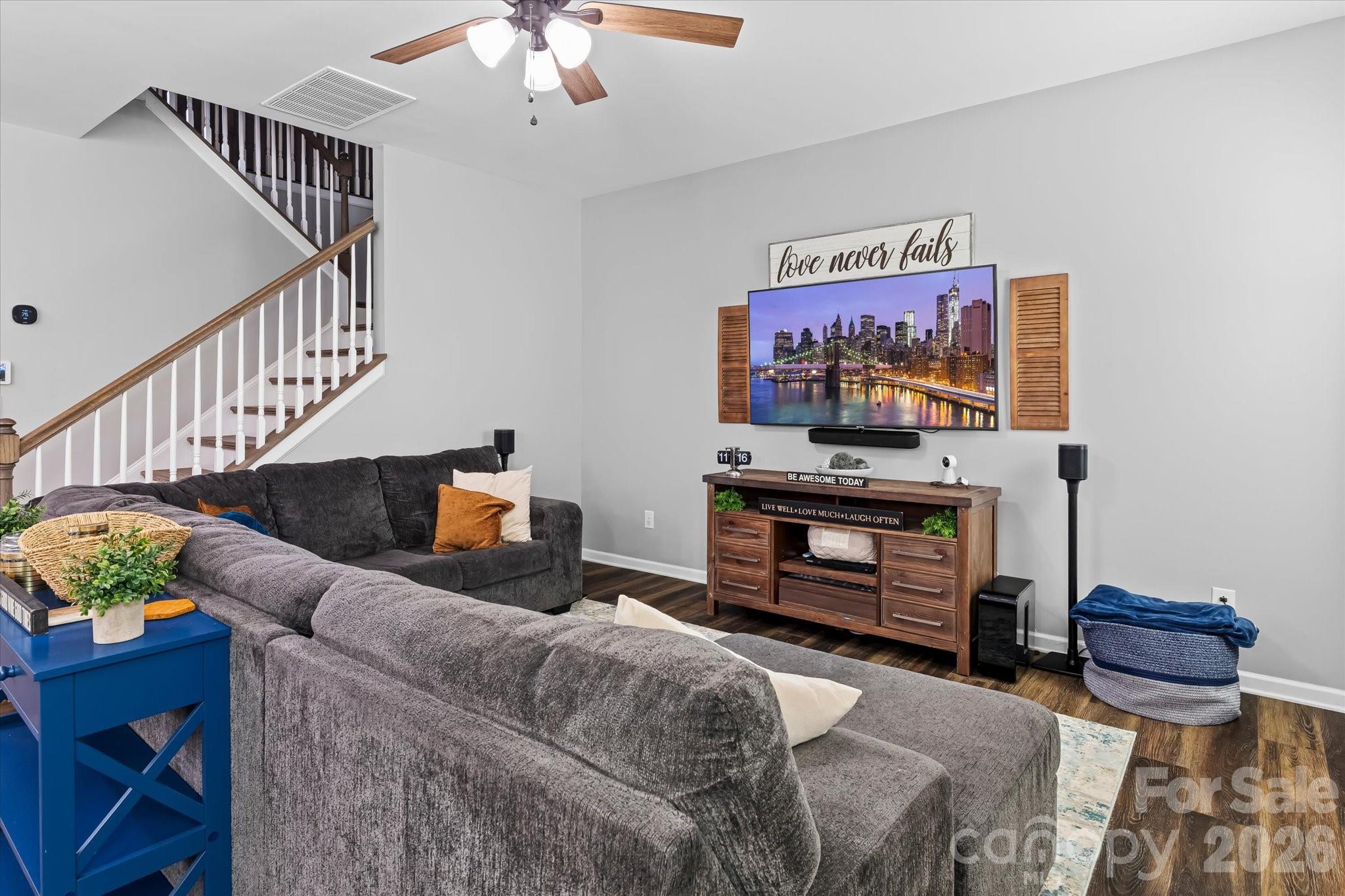 7513 Meridale Forest Drive
