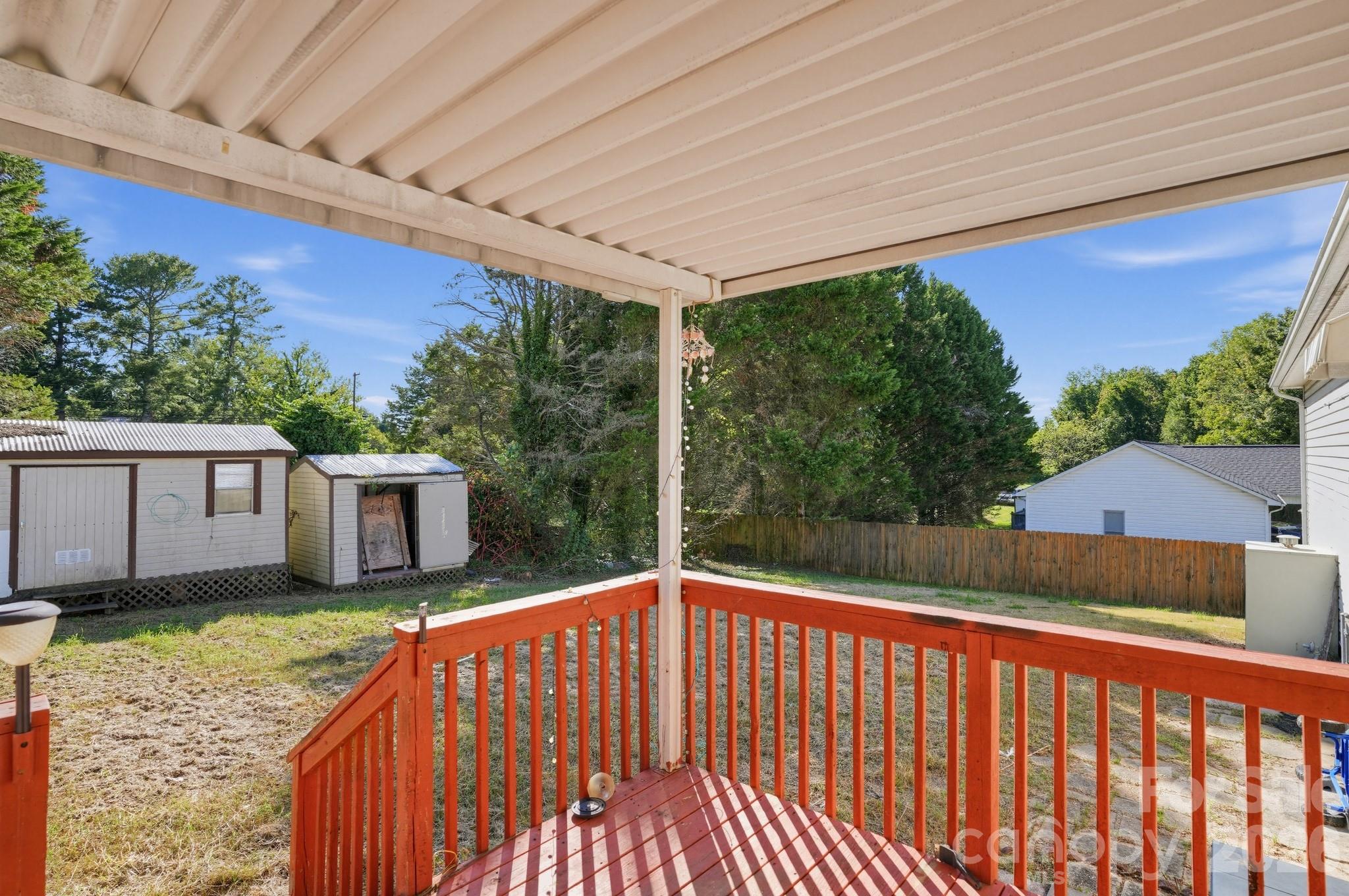 3033 26th Street Lane