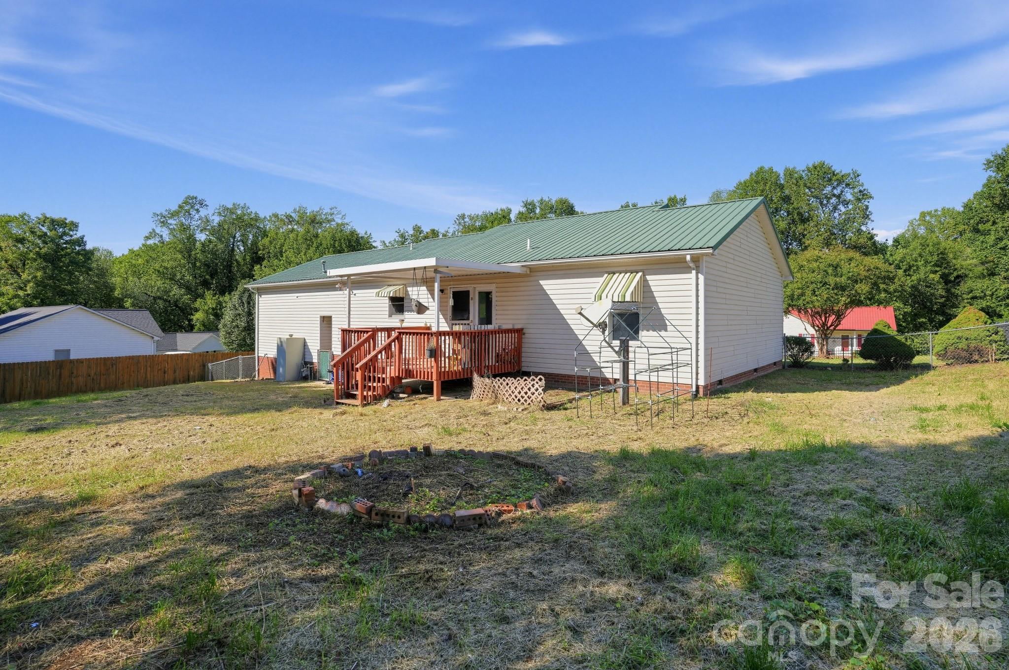 3033 26th Street Lane