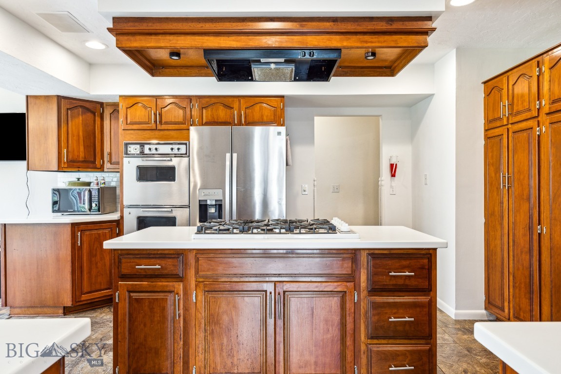 307 N 4th