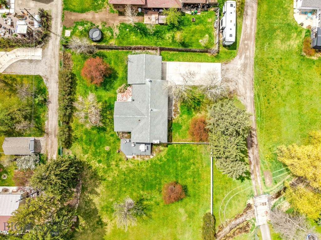 307 N 4th