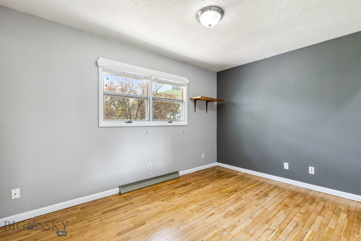 307 N 4th