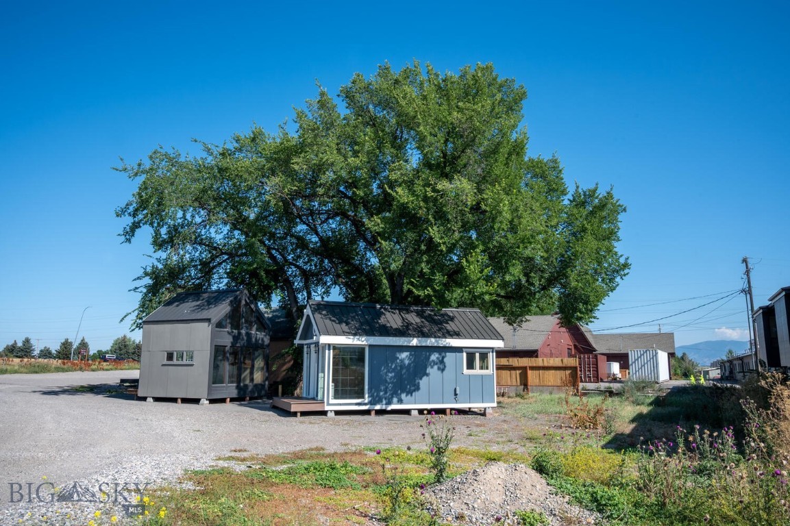 2000 N 7th Avenue