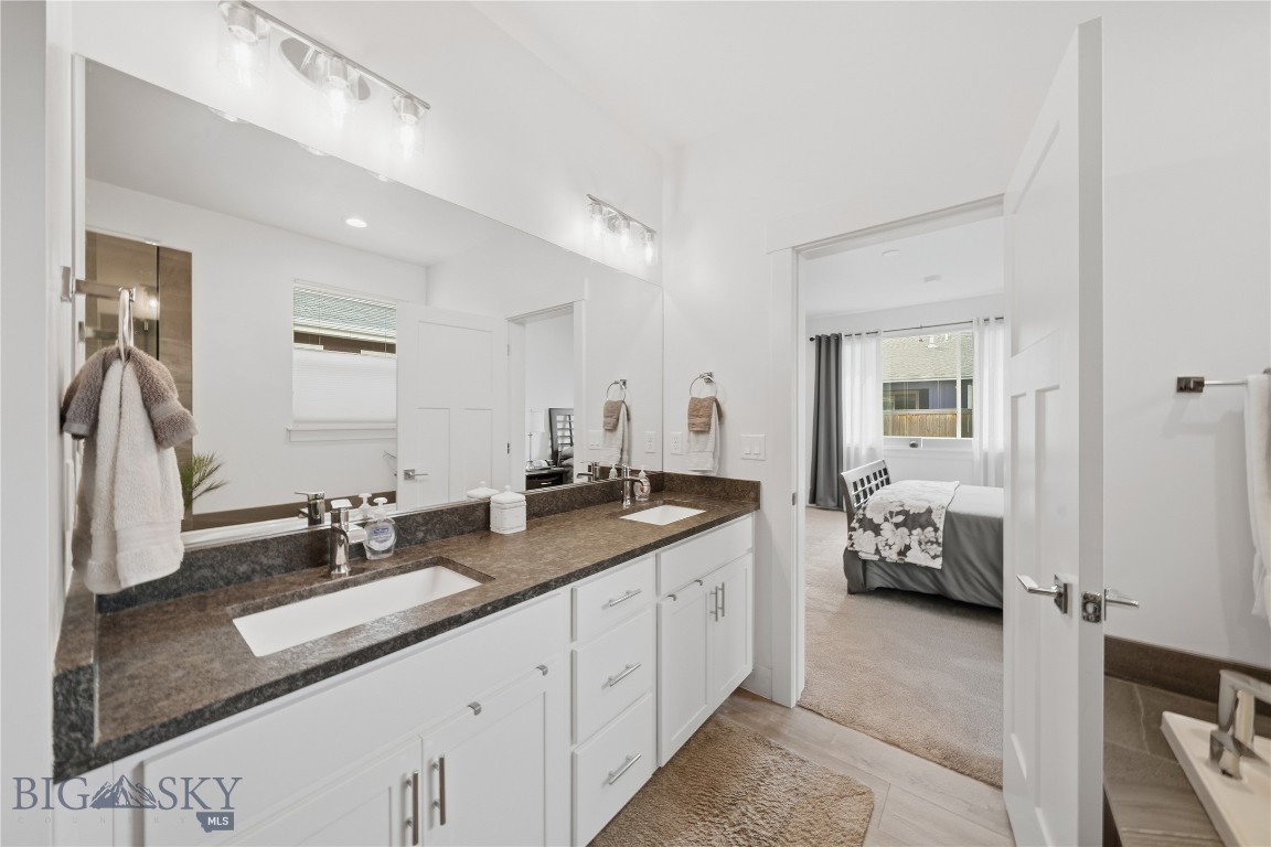 1502 Wyatt Earp Court