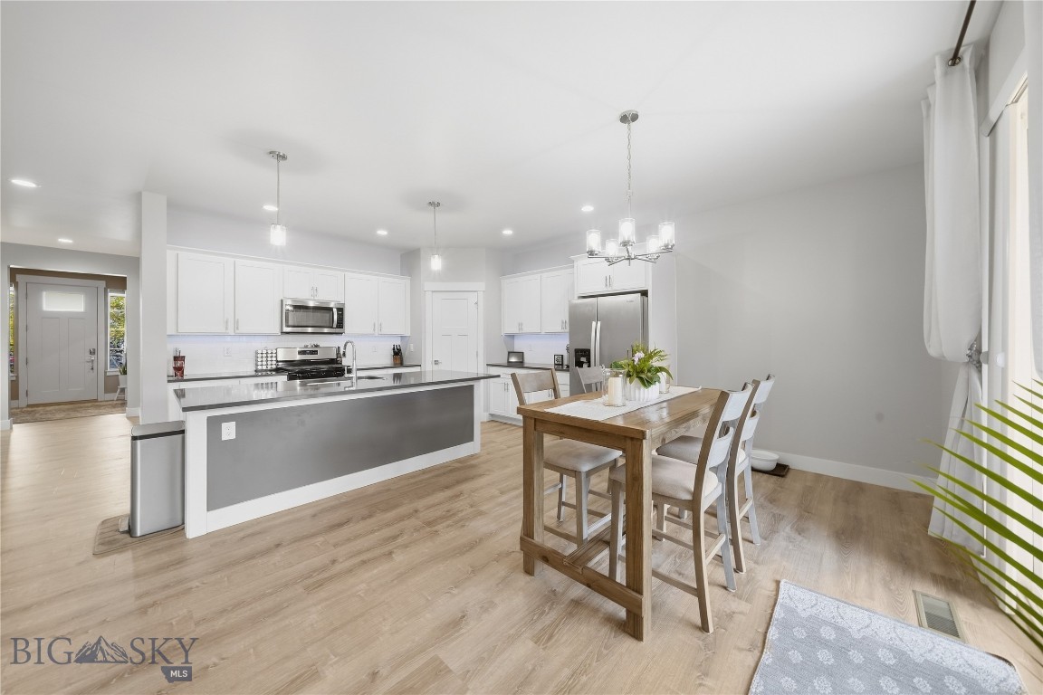 1502 Wyatt Earp Court
