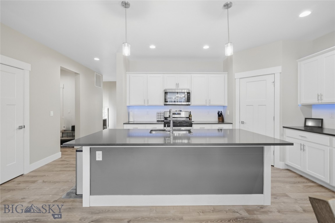 1502 Wyatt Earp Court