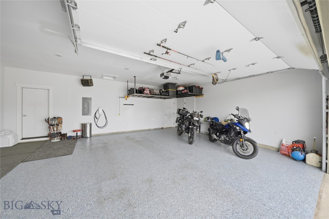 1502 Wyatt Earp Court