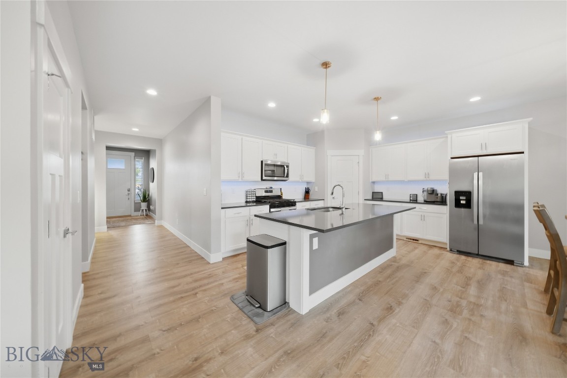 1502 Wyatt Earp Court