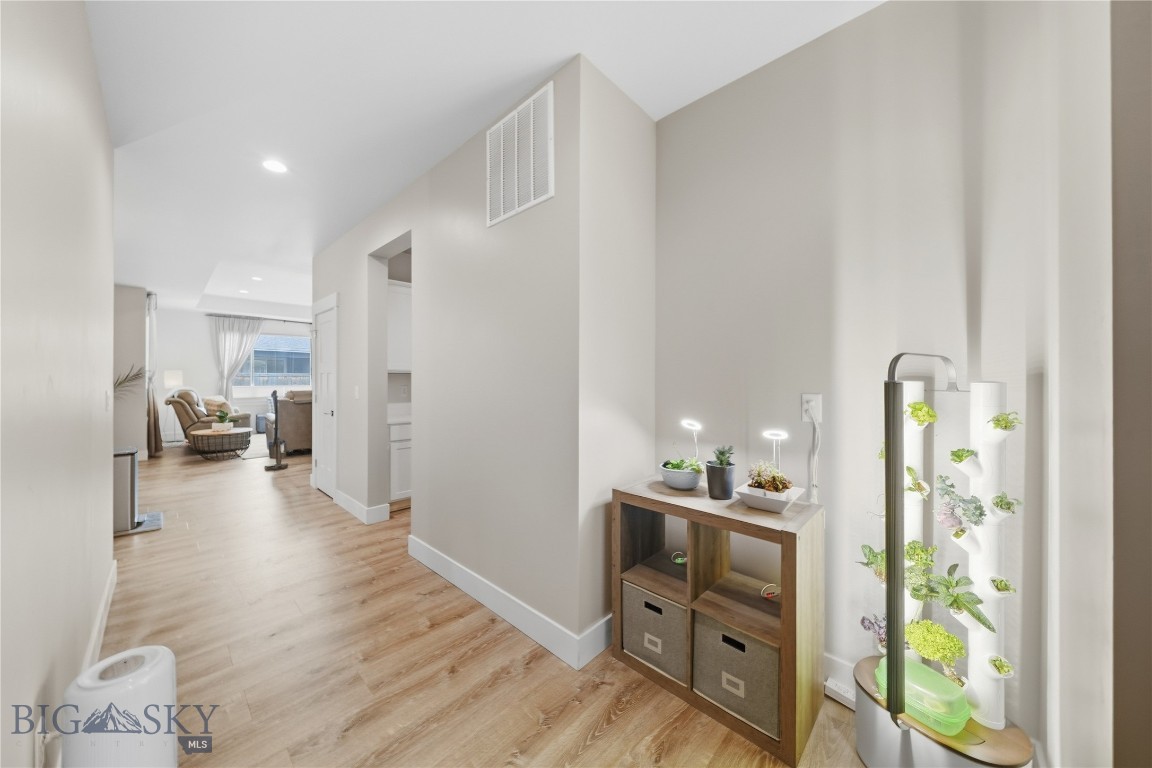 1502 Wyatt Earp Court