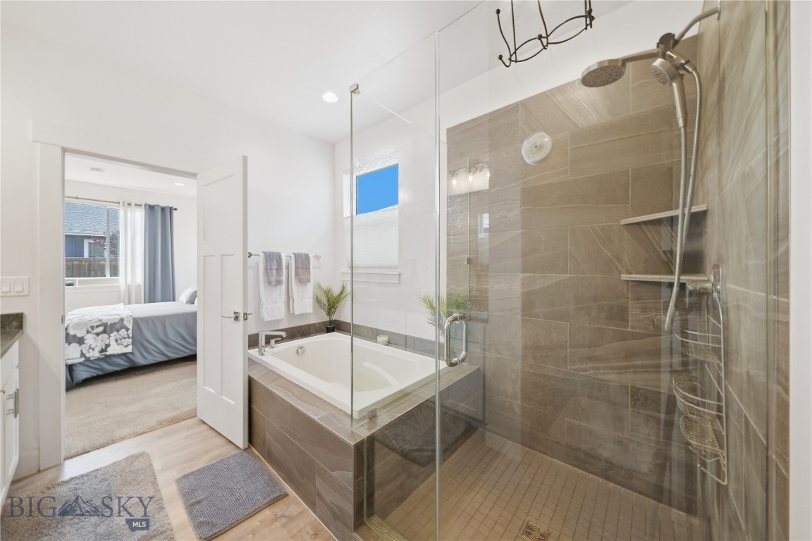 1502 Wyatt Earp Court