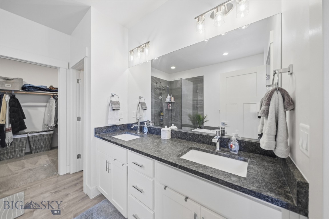 1502 Wyatt Earp Court