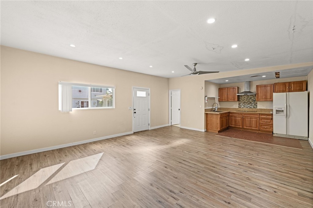 40 Country Wood Drive