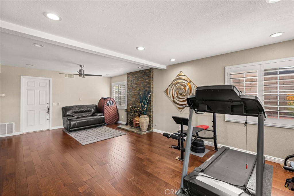 40 Country Wood Drive
