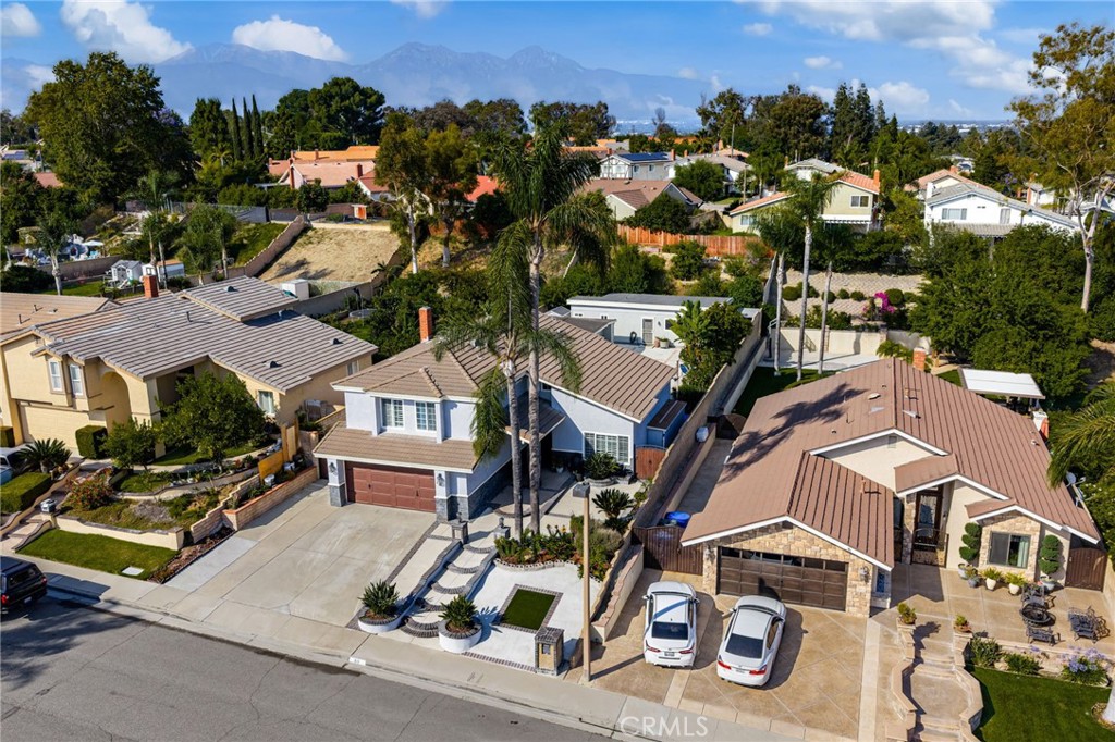 40 Country Wood Drive