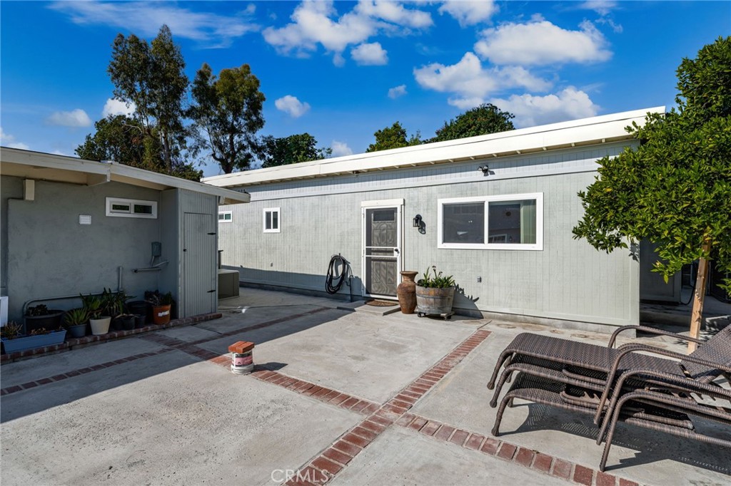 40 Country Wood Drive