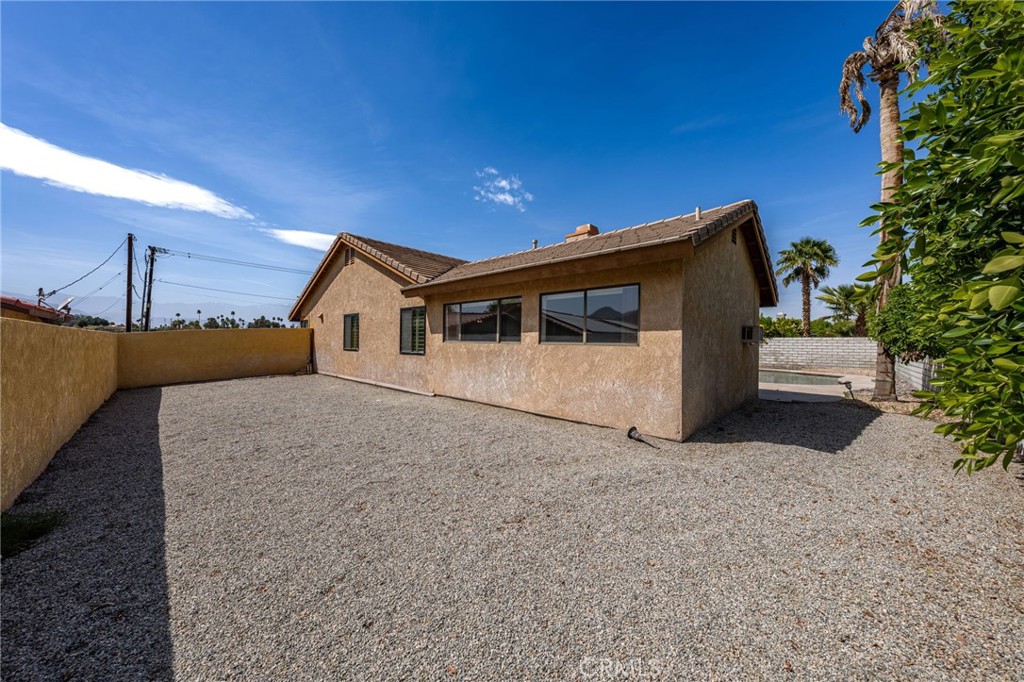 43922 Warner Trail