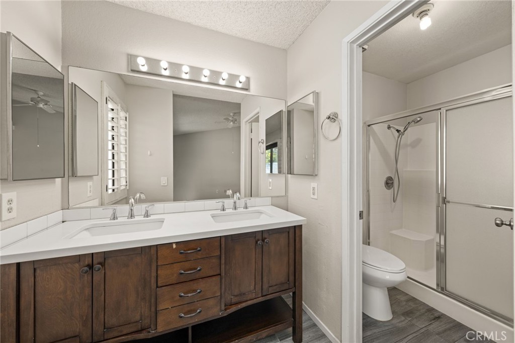 43922 Warner Trail
