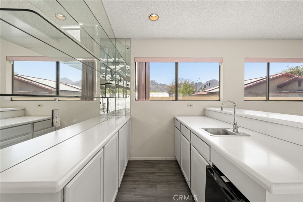 43922 Warner Trail