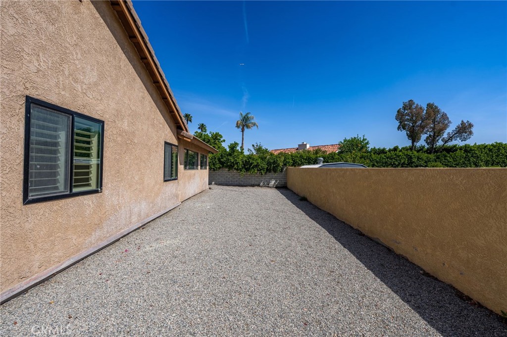 43922 Warner Trail