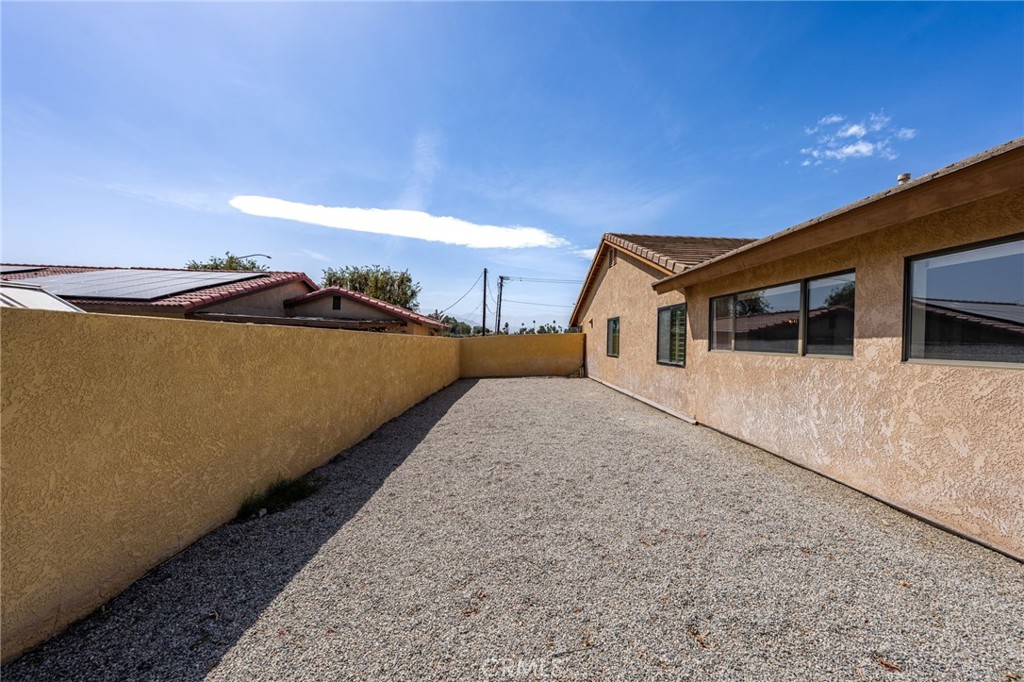 43922 Warner Trail