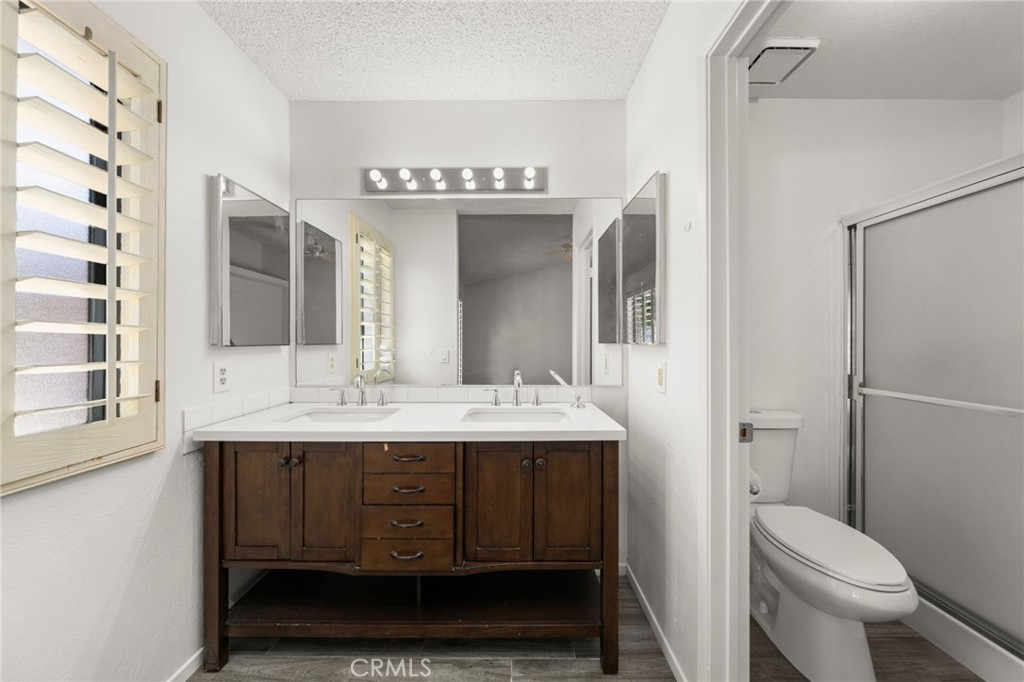 43922 Warner Trail