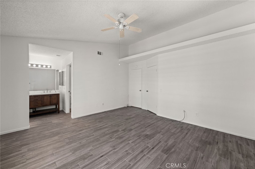 43922 Warner Trail