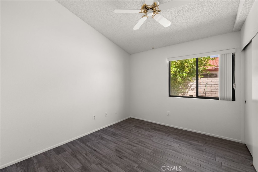 43922 Warner Trail