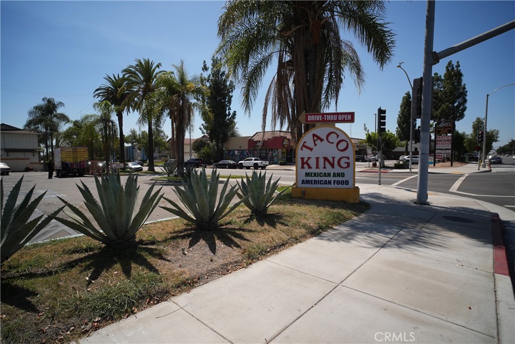 600 E Foothill Boulevard