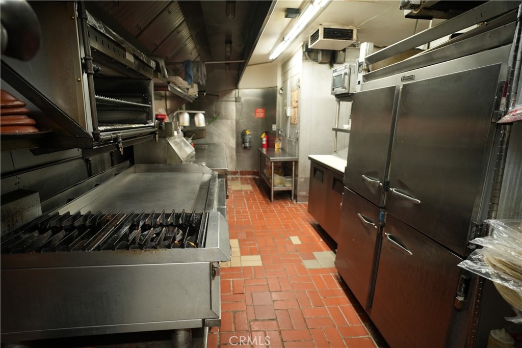 600 E Foothill Boulevard