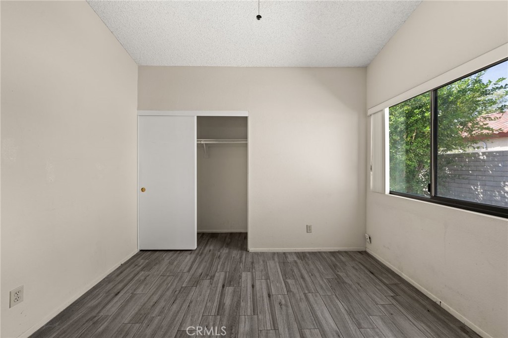 43922 Warner Trail