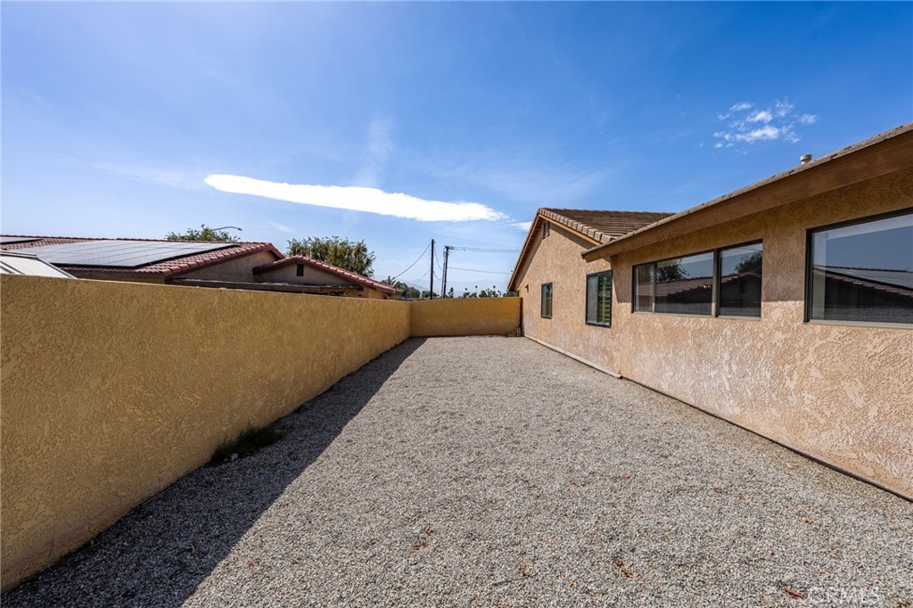 43922 Warner Trail
