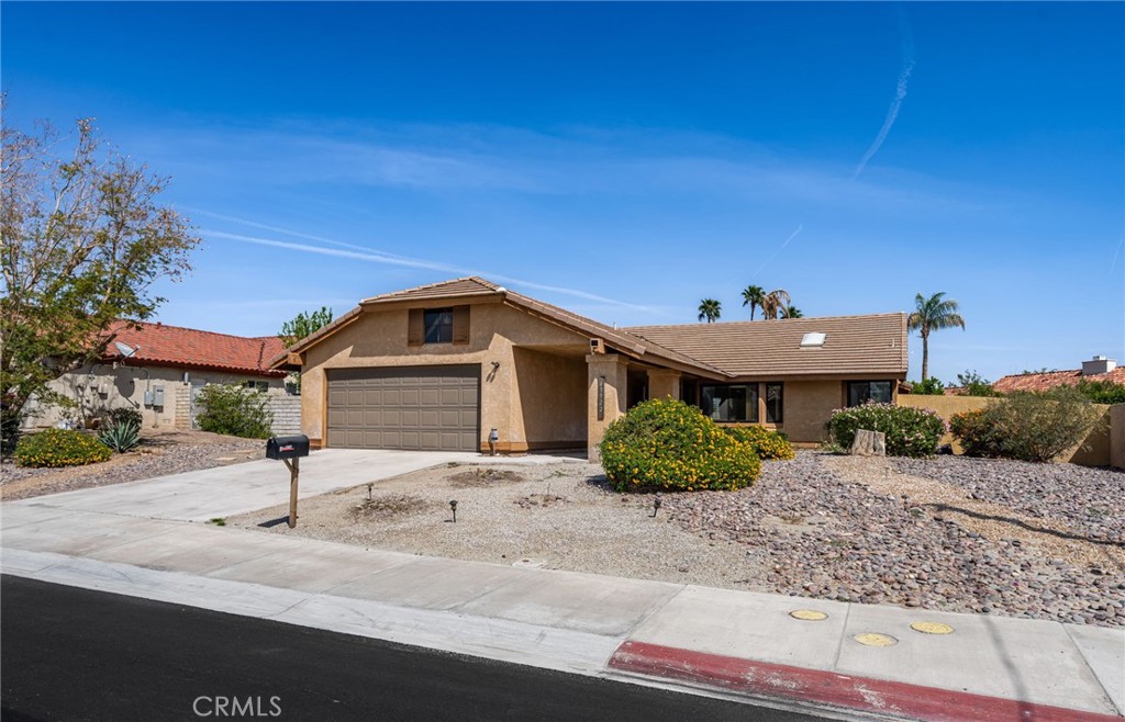 43922 Warner Trail