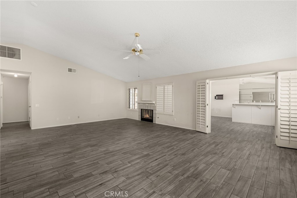 43922 Warner Trail