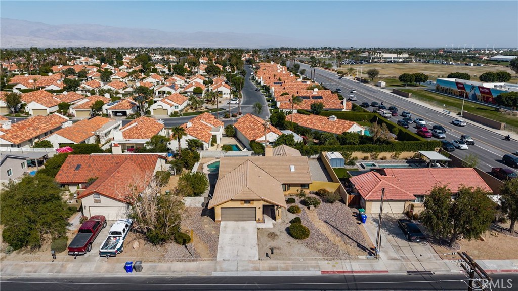 43922 Warner Trail