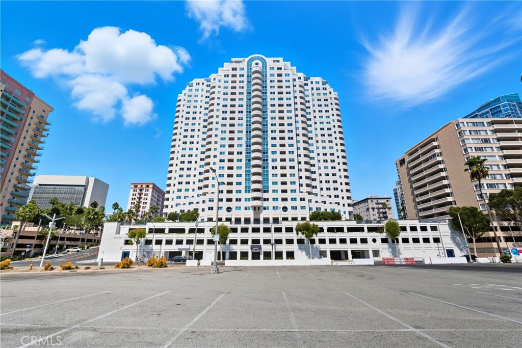 525 E Seaside
