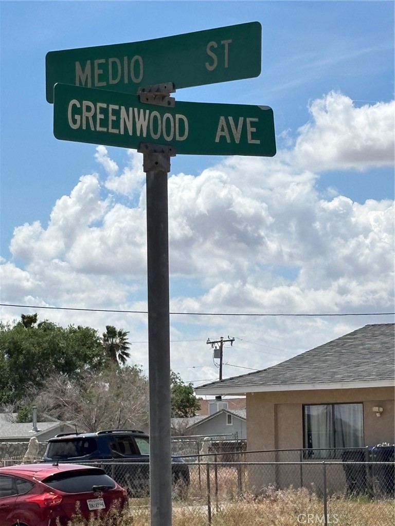 0 Medio Street