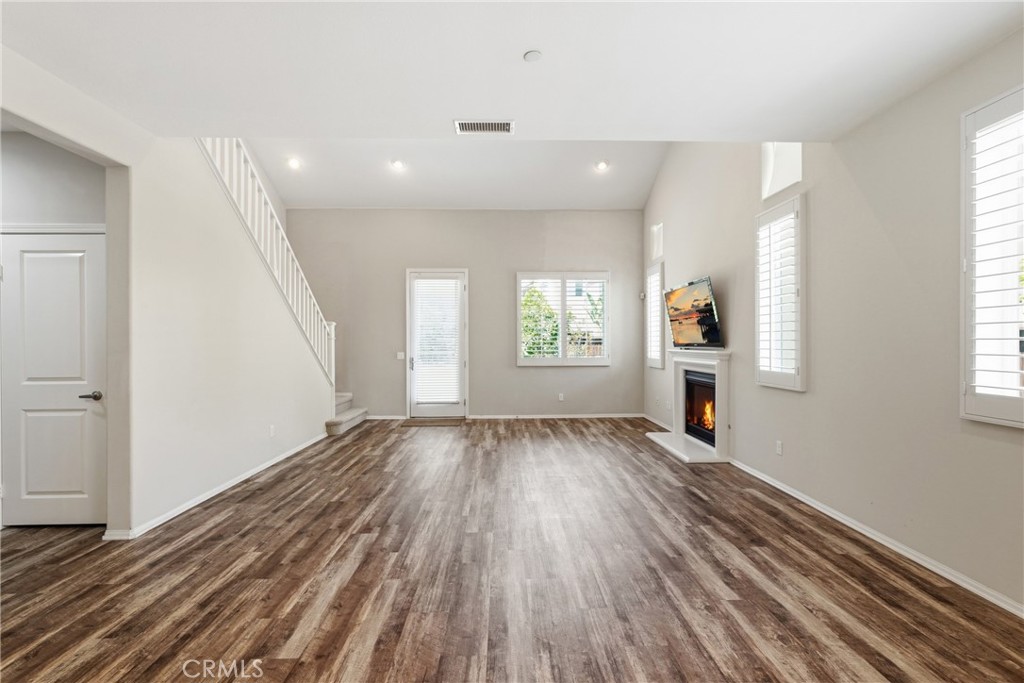25377 Temescal Valley Lane