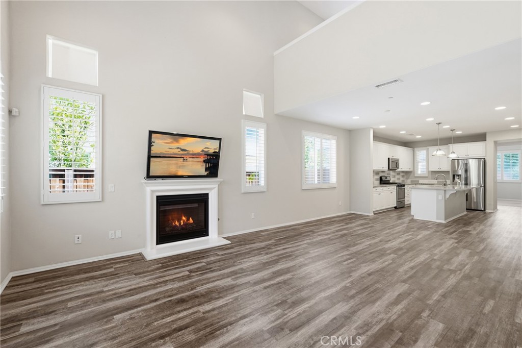 25377 Temescal Valley Lane