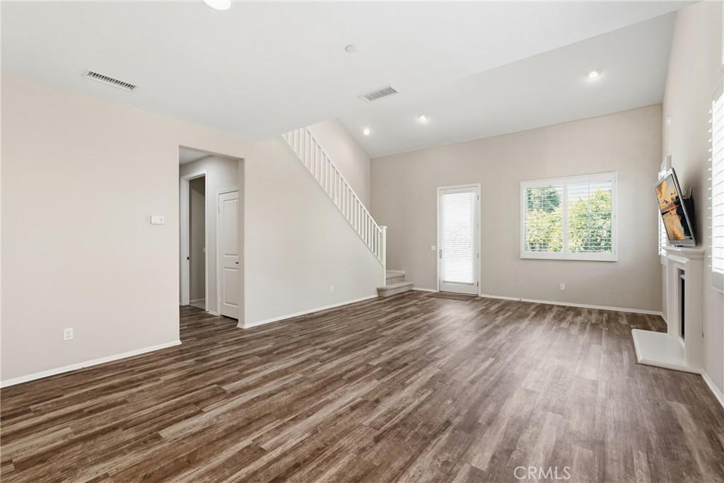 25377 Temescal Valley Lane