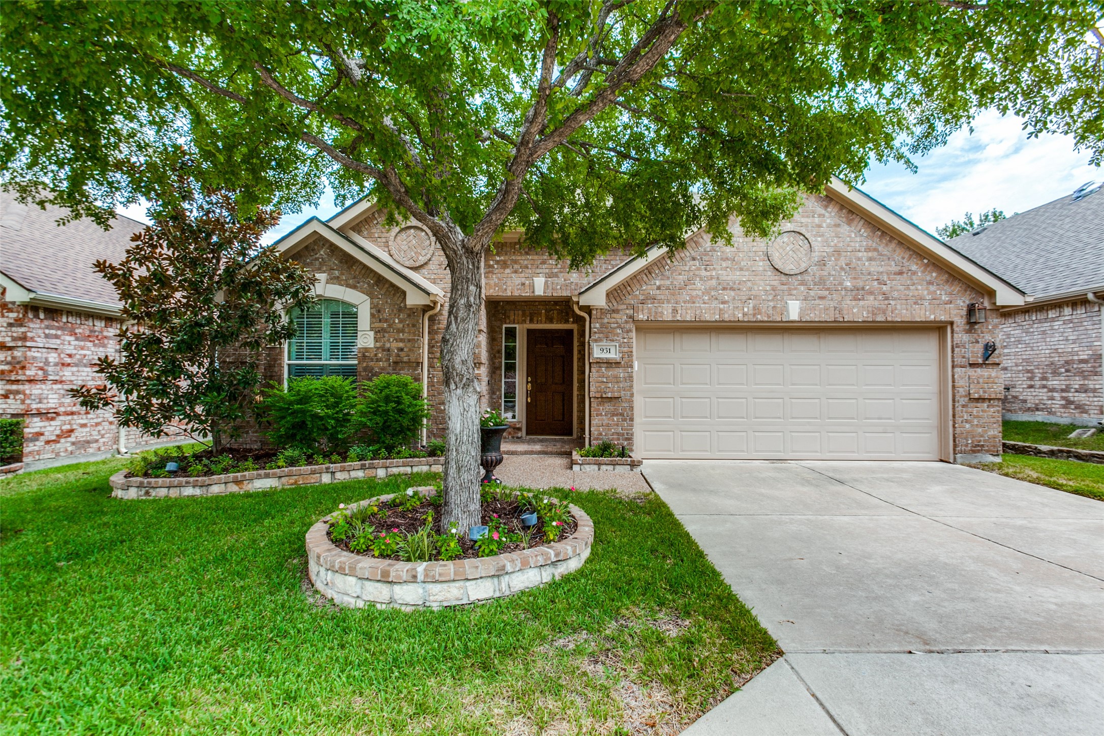 931 Sycamore Court