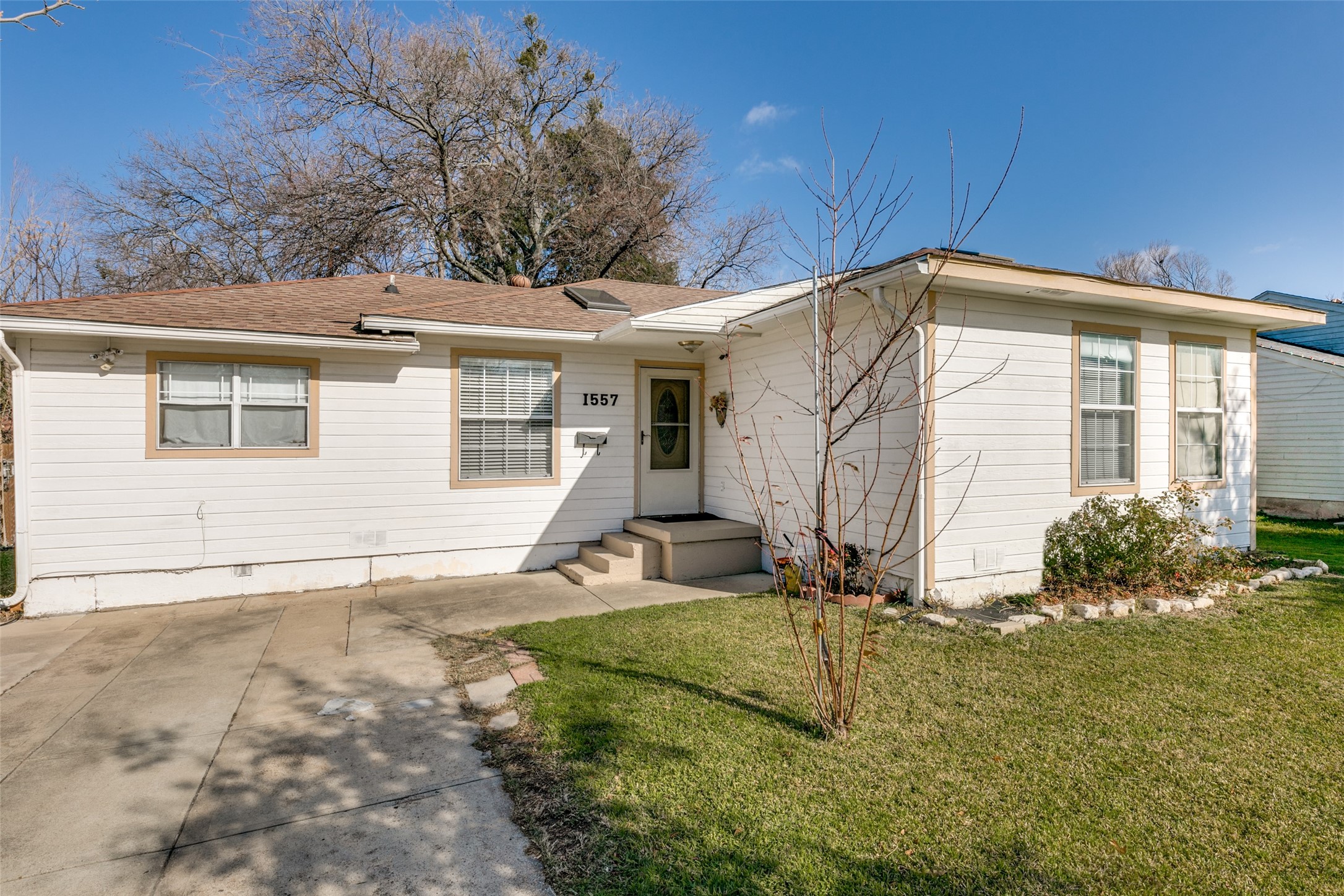 1557 Nash Street