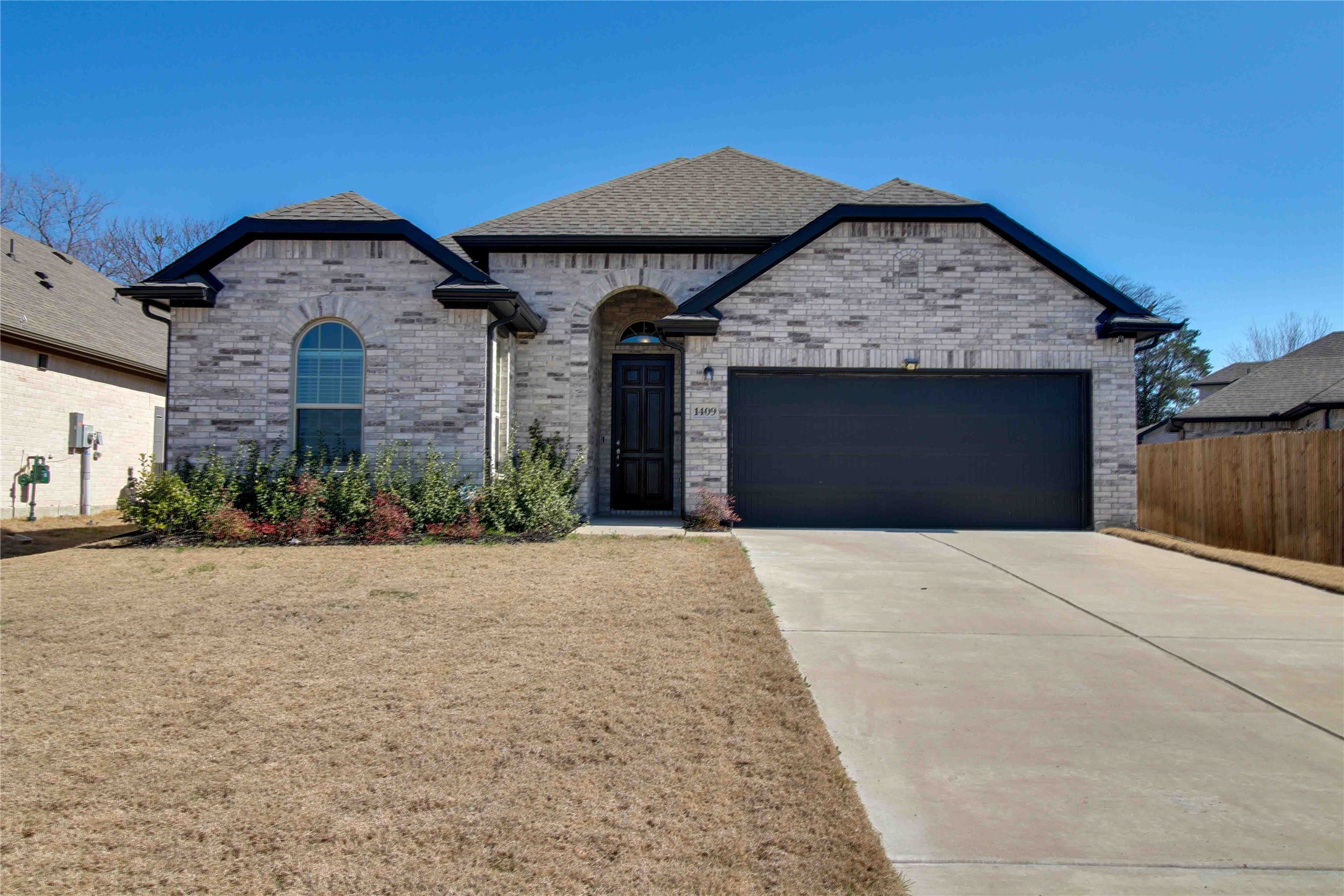 1409 Green Meadows Way