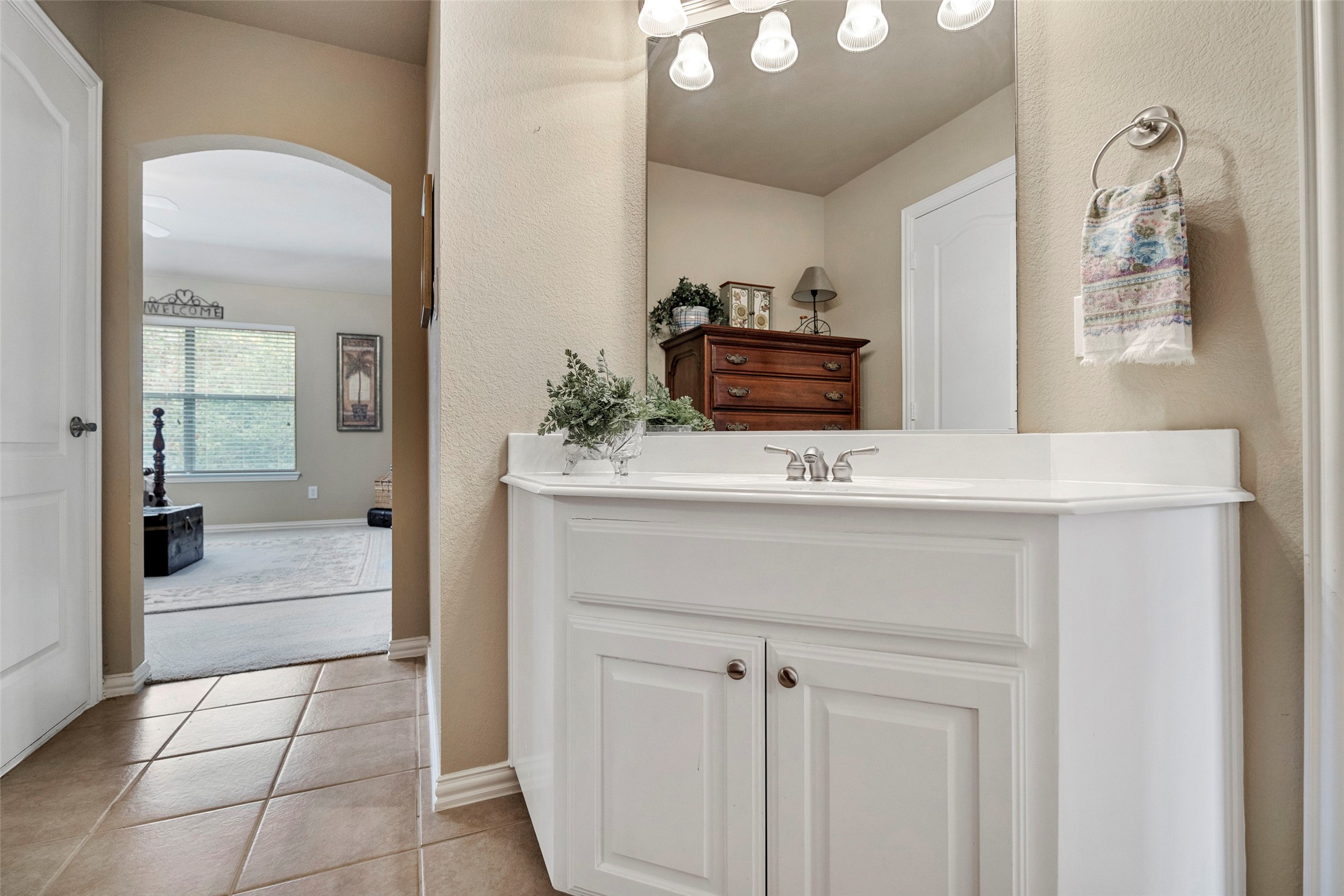 28 Clear Pond Drive