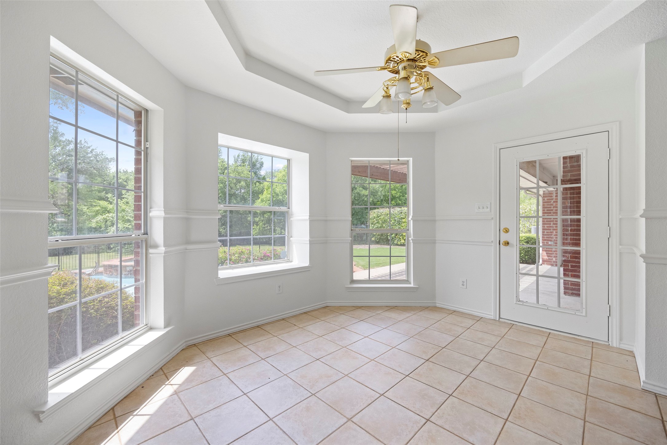 930 Heatherwood Drive